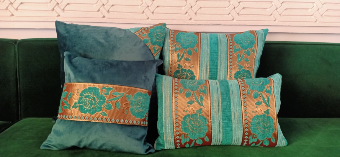 Plush-and-Limited-coussin-oriental-splendour_9